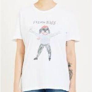 White French kiss tshirt sz s